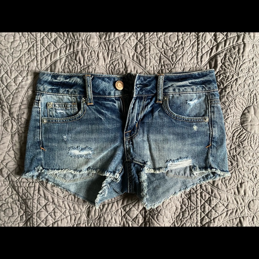 american eagle jean shorts, size 00